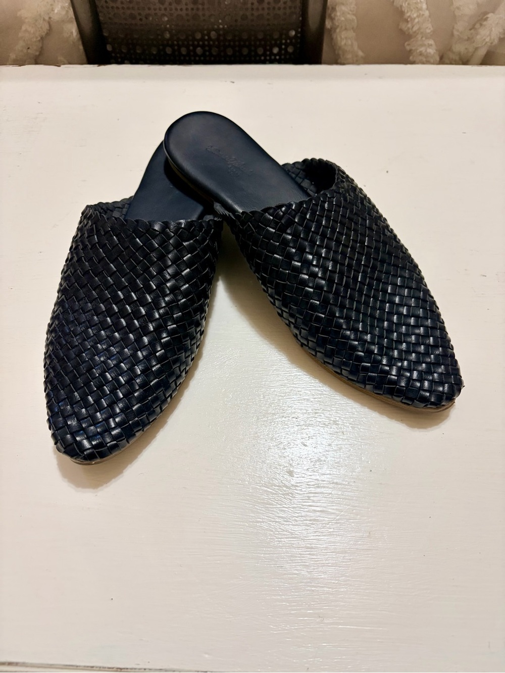 Women’s Universal Thread Black Woven Slip-On Mules